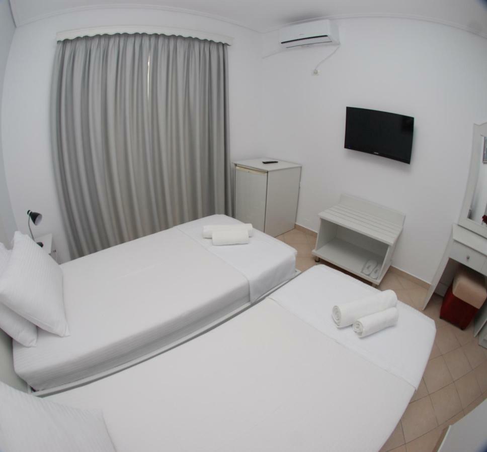 Hotel Ms Sarandë Eksteriør billede