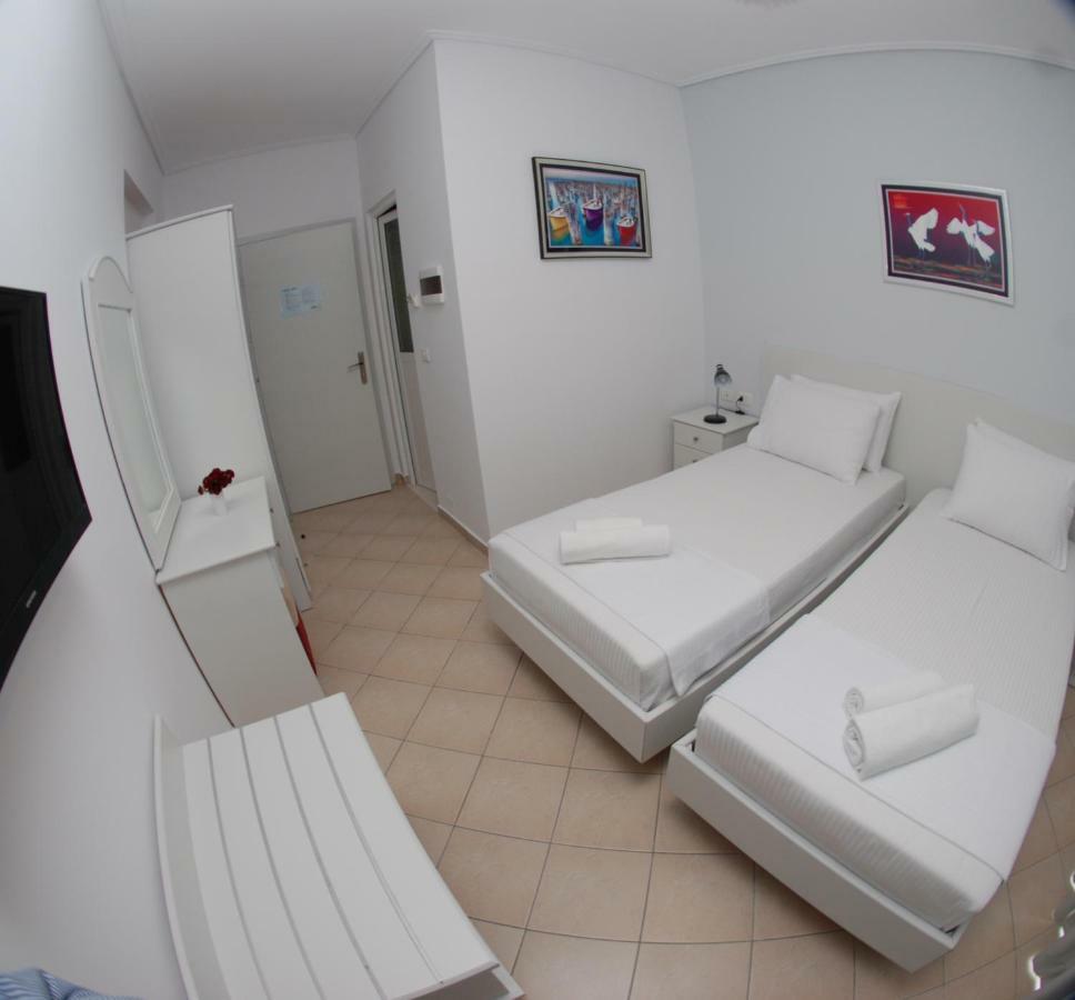 Hotel Ms Sarandë Eksteriør billede